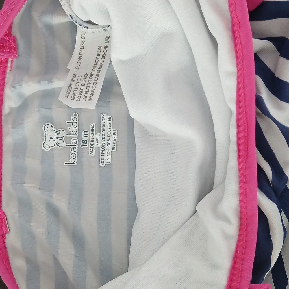 Pair Of 18M Girls Swimsuits - Picture 6 of 7